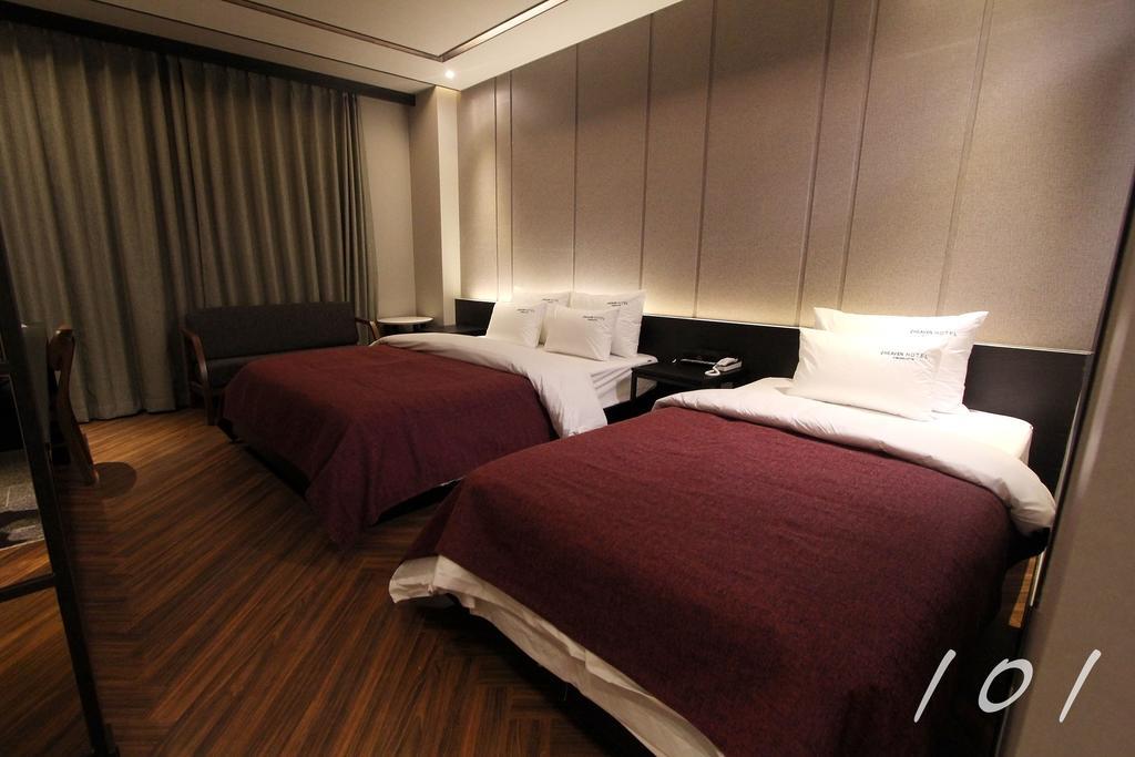 2 Heaven Hotel Lotte Waterpark Gimhae Esterno foto