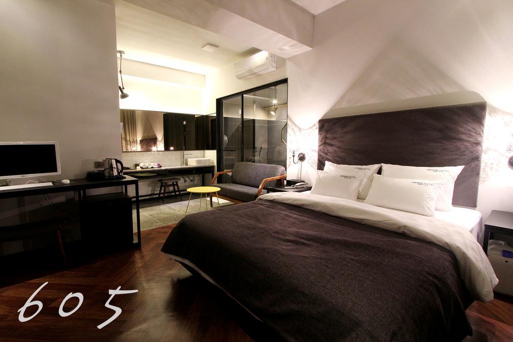 2 Heaven Hotel Lotte Waterpark Gimhae Esterno foto