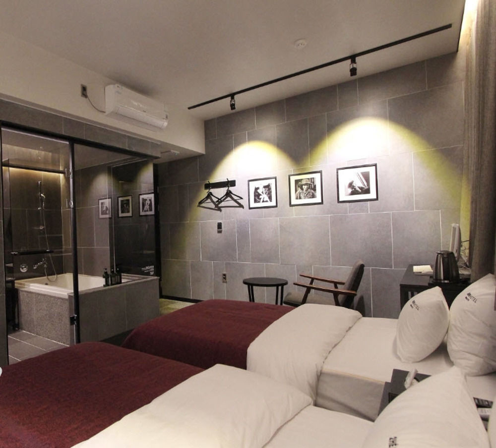 2 Heaven Hotel Lotte Waterpark Gimhae Esterno foto