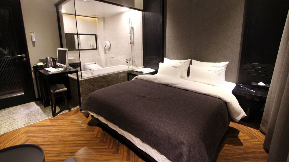 2 Heaven Hotel Lotte Waterpark Gimhae Esterno foto